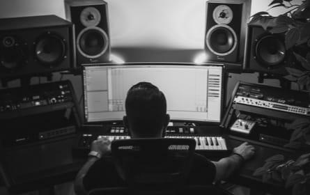 ZX7 Speaker gallery image 2